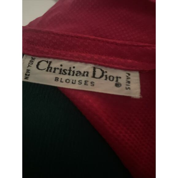 Christian Dior Fuchsia silk blouse Size 6 But Feels More Like 4 - Picture 5 of 7